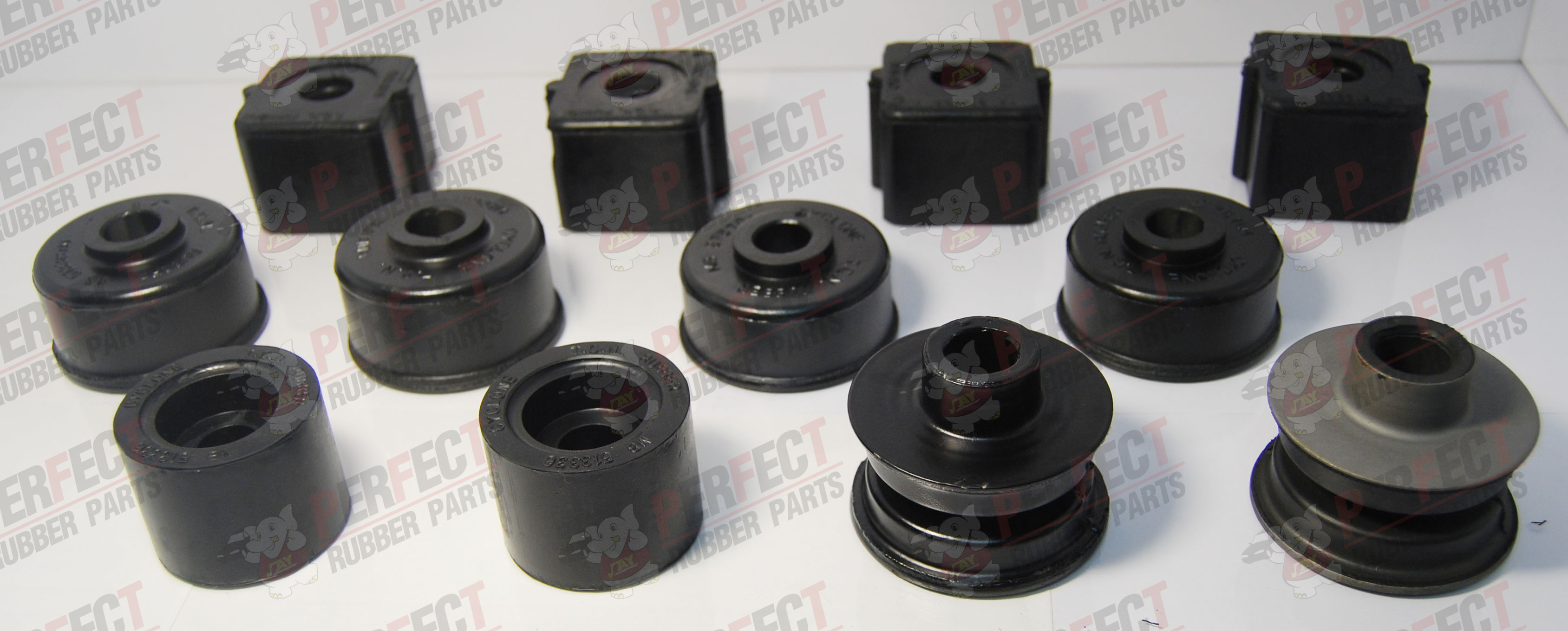 MB-513335 CABIN MOUNTING