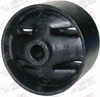 MB-891564 ENGINE BUSHING