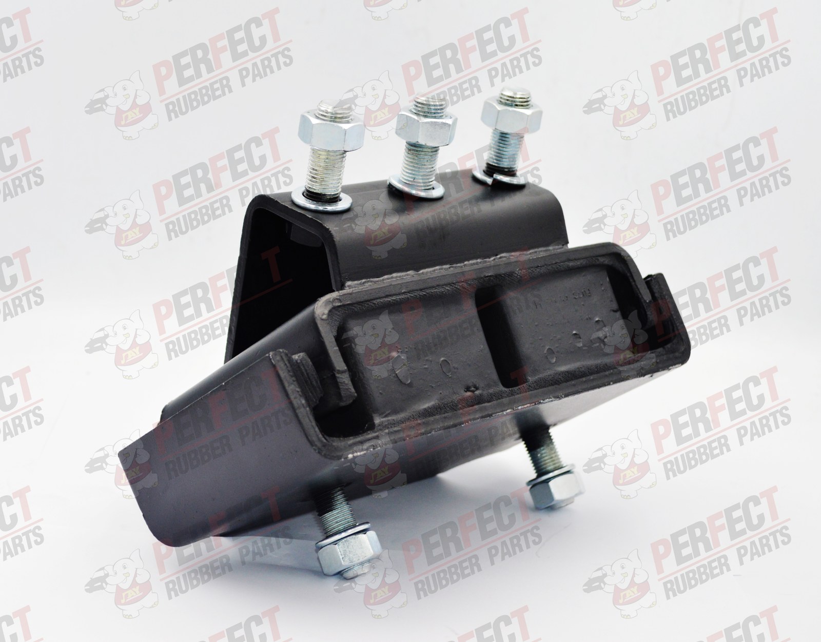 ME-033872 REAR ENGINE MOUNTING