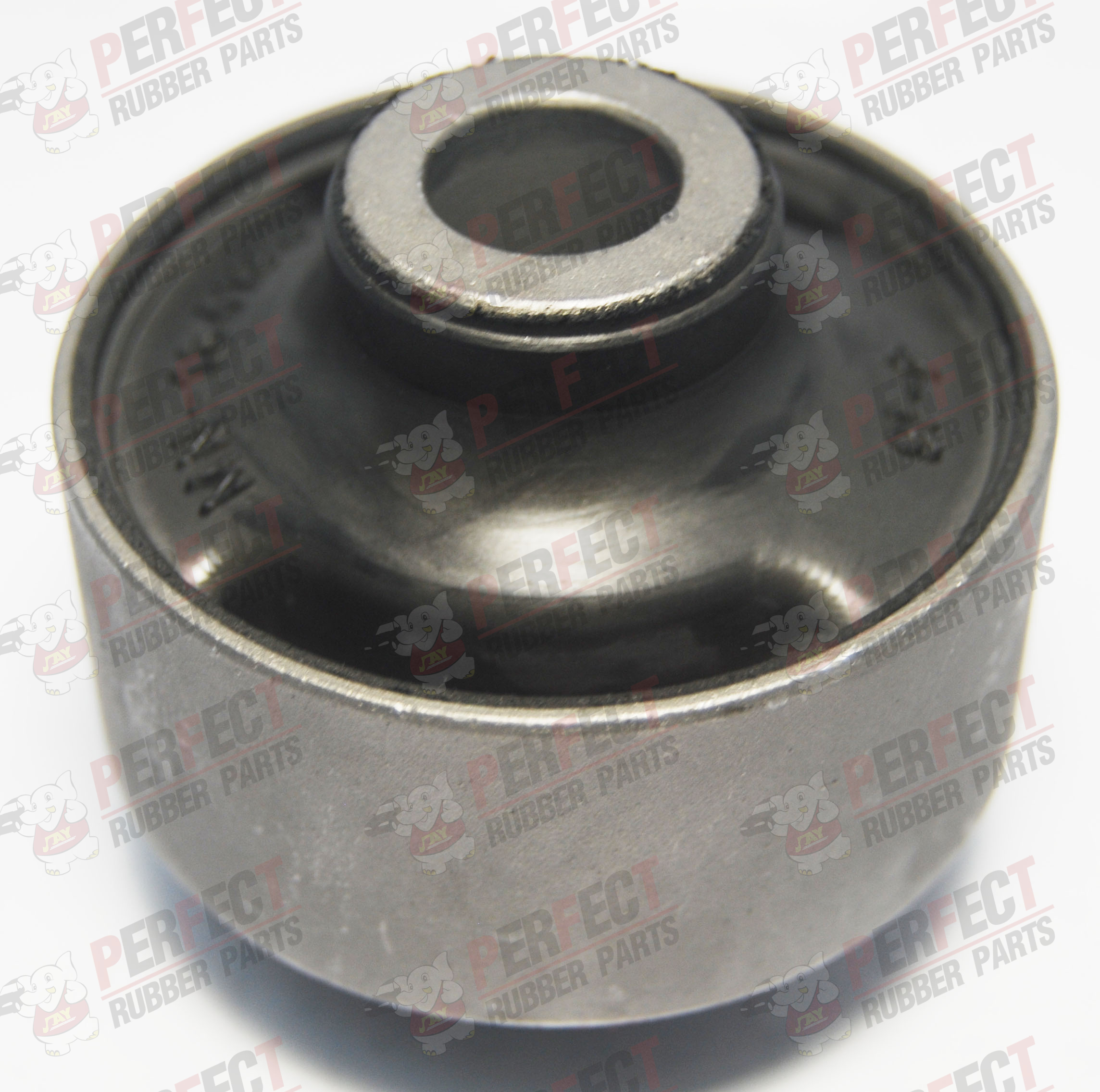 MN-184133 LOWER ARM BUSH