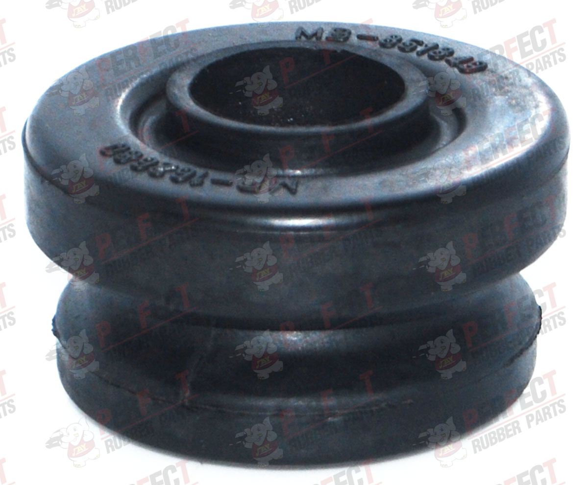 MR-162680 STRUT BAR RUBBER