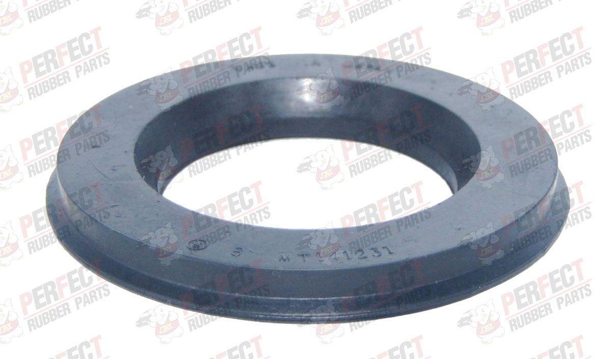 MT-141231 COIL SPRING RUBBER