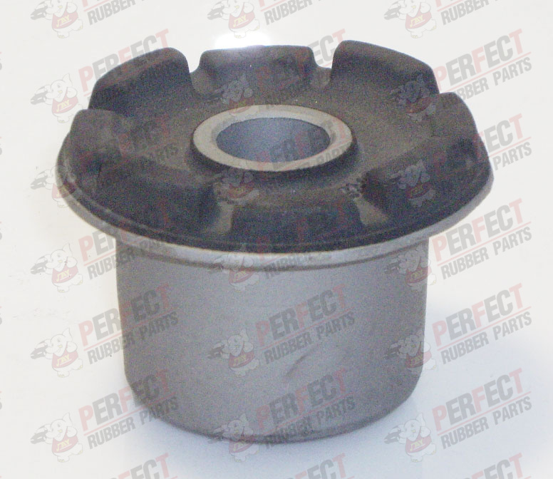 UR58-28-450A บู๊ชหูแหนบหน้า